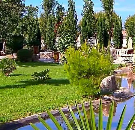 Chateau Des Fontaines 4* Canet (Aude)