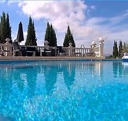 Chateau Des Fontaines 4* Canet (Aude)