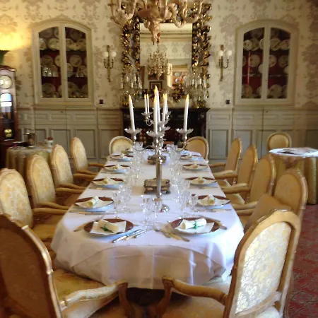 Chateau Des Fontaines 4*